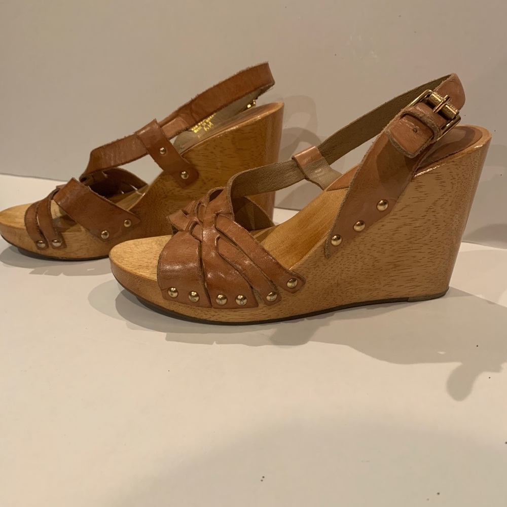 🌟 Michael Kors | Leather Strappy Wedges